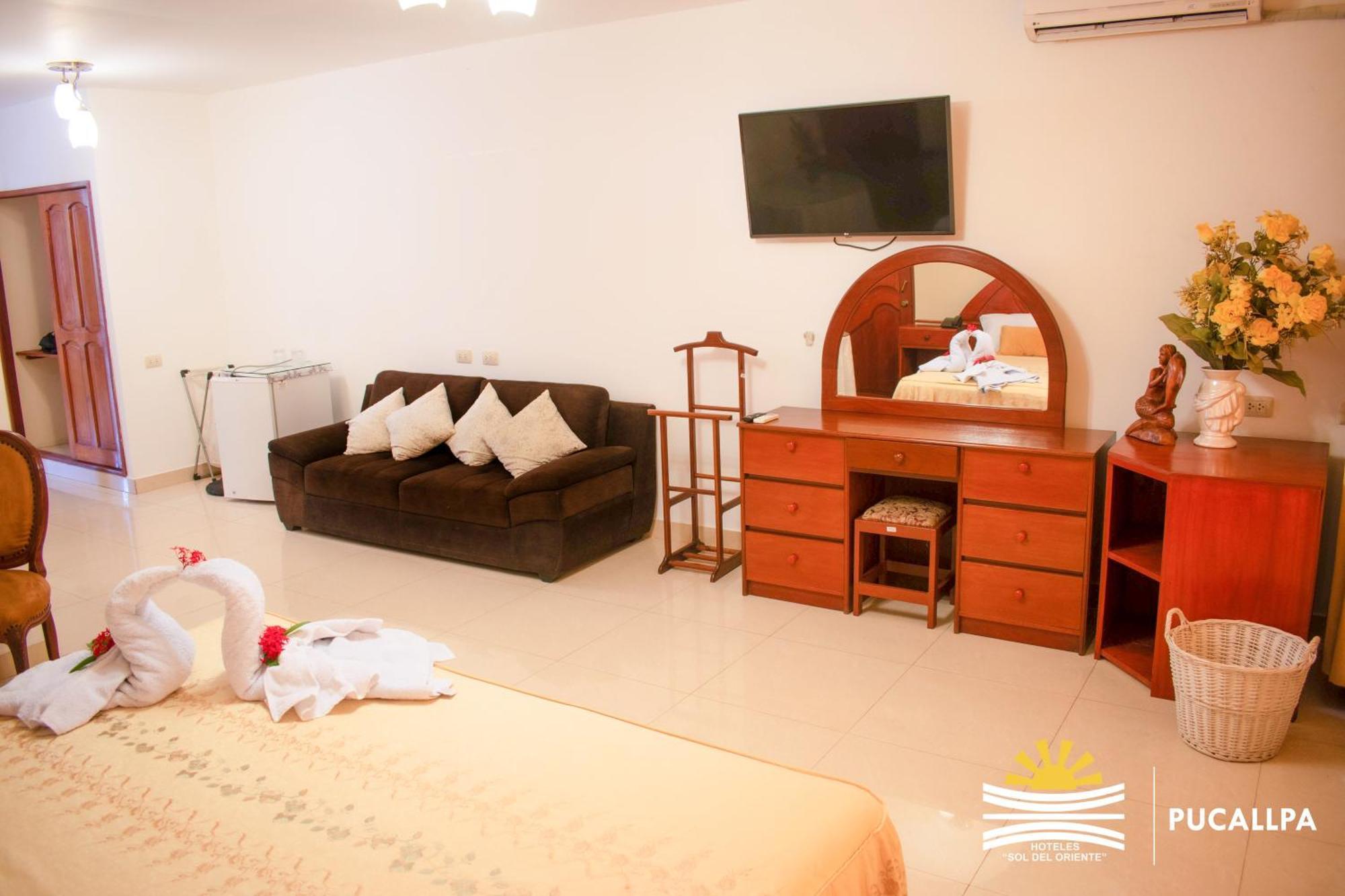 Hotel Sol Del Oriente Пукалпа Екстериор снимка